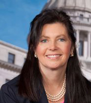 image of angela hill