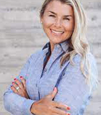 image of amanda mckinney