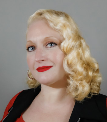 image of betsy kelly